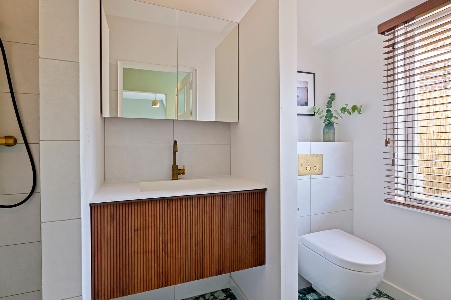 Photo 20 of Leonardostraat 10-2