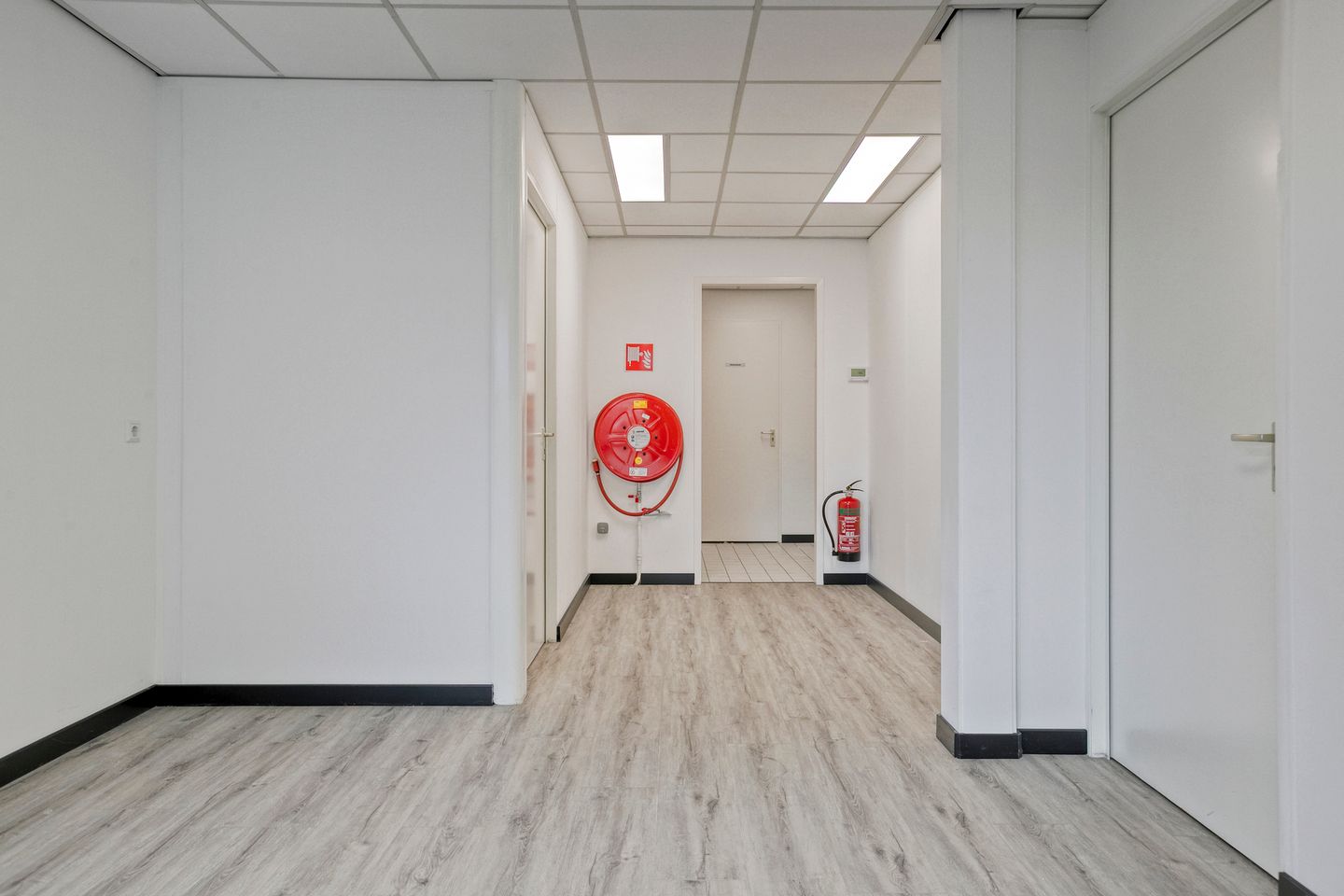 Bekijk foto 4 van De Biezen 29