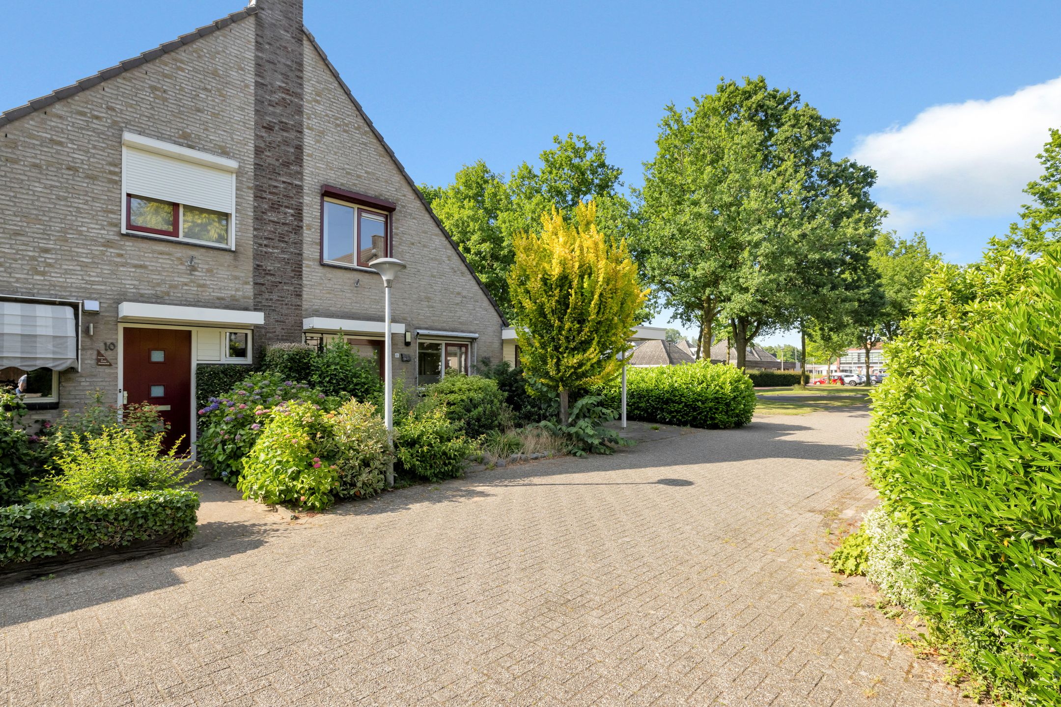 Foto 3 van Bramenhof 8