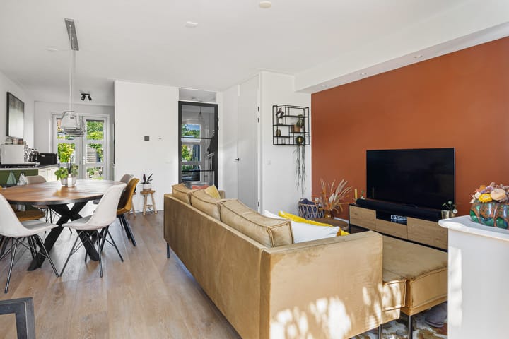 Photo 6 of Donkstraat 36