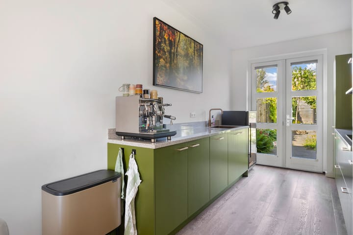 Photo 10 of Donkstraat 36