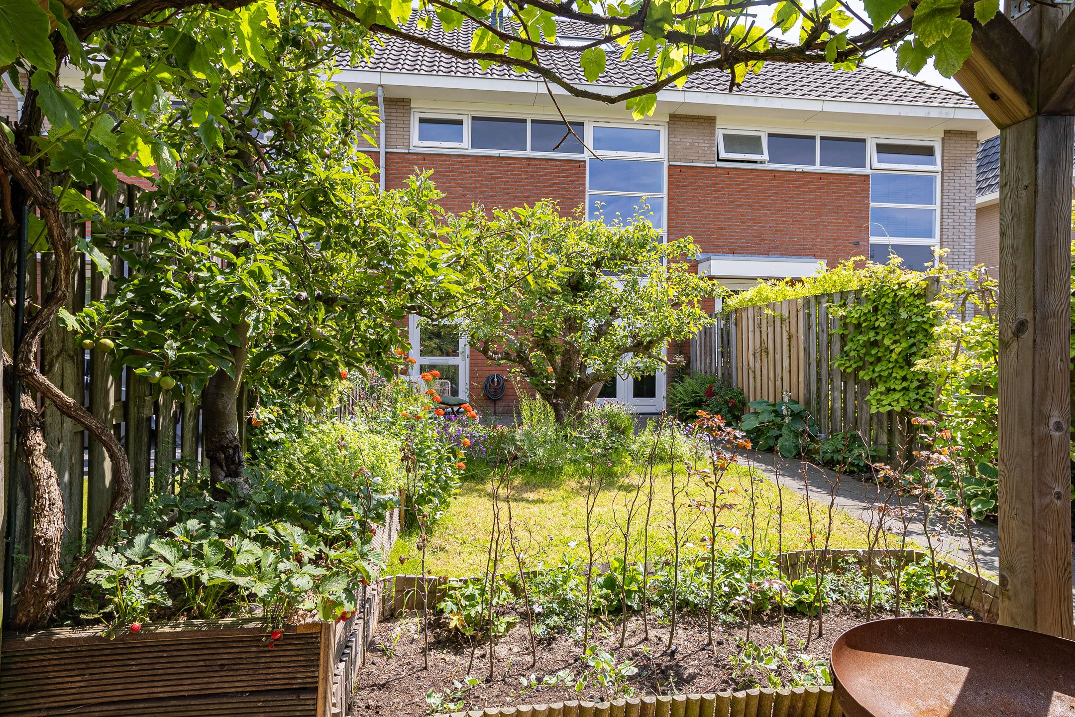 Foto 33 van Donkstraat 36