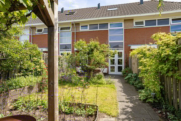 Photo 34 of Donkstraat 36