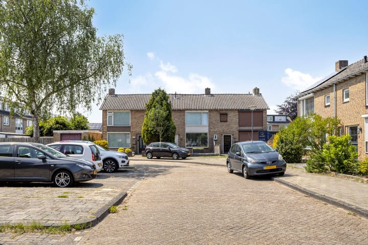 Foto 9 van Ganzerikstraat 25