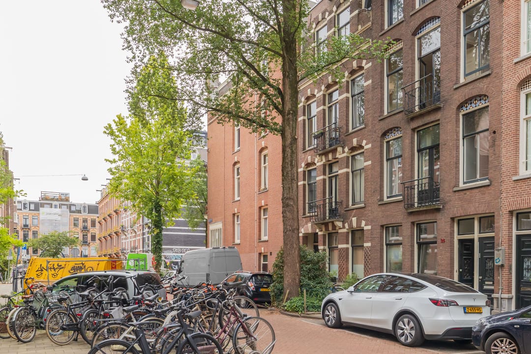 Foto 1 van Alberdingk Thijmstraat 28-2