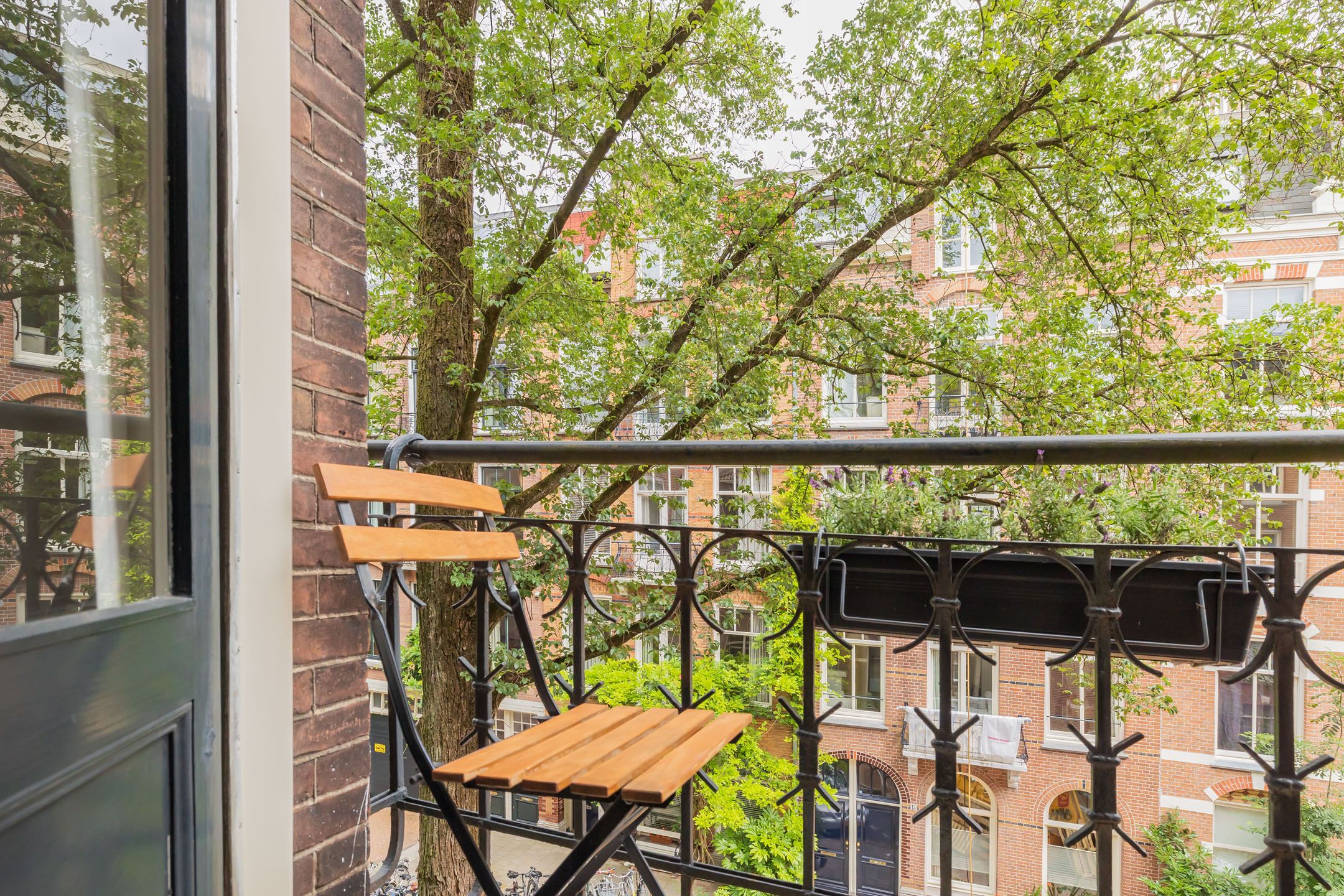 Foto 18 van Alberdingk Thijmstraat 28-2