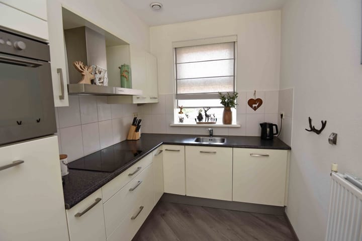 Foto 18 van Zuster van Rossumweg 4