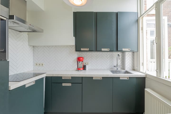 Foto 26 van Alberdingk Thijmstraat 28-2