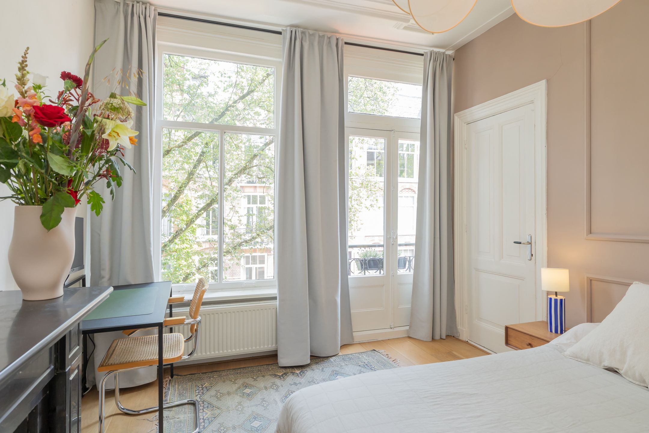 Foto 30 van Alberdingk Thijmstraat 28-2