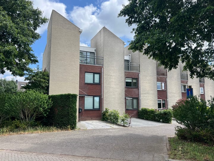 Foto 31 van Troelstrastraat 26