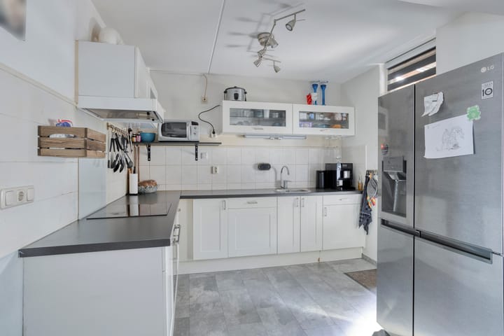 Foto 12 van Brederostraat 15