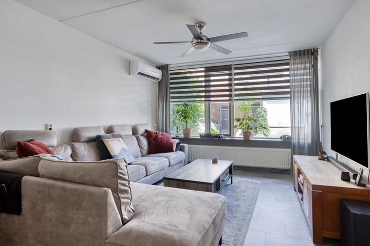 Foto 2 van Brederostraat 15