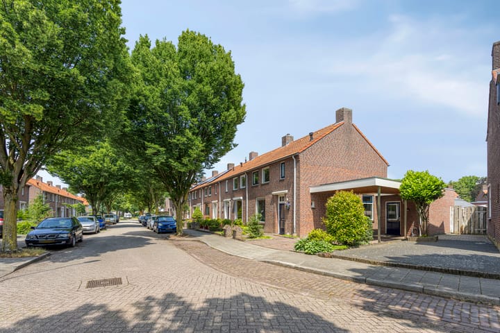 Foto 31 van Jan Petersstraat 17