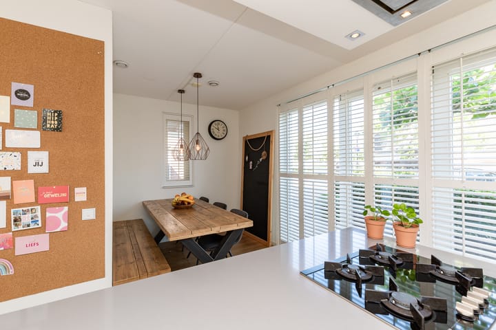 Photo 28 of Charles Wilsonstraat 4