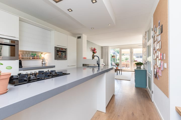 Photo 31 of Charles Wilsonstraat 4