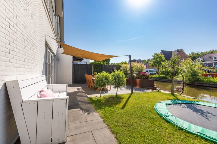 Photo 36 of Charles Wilsonstraat 4