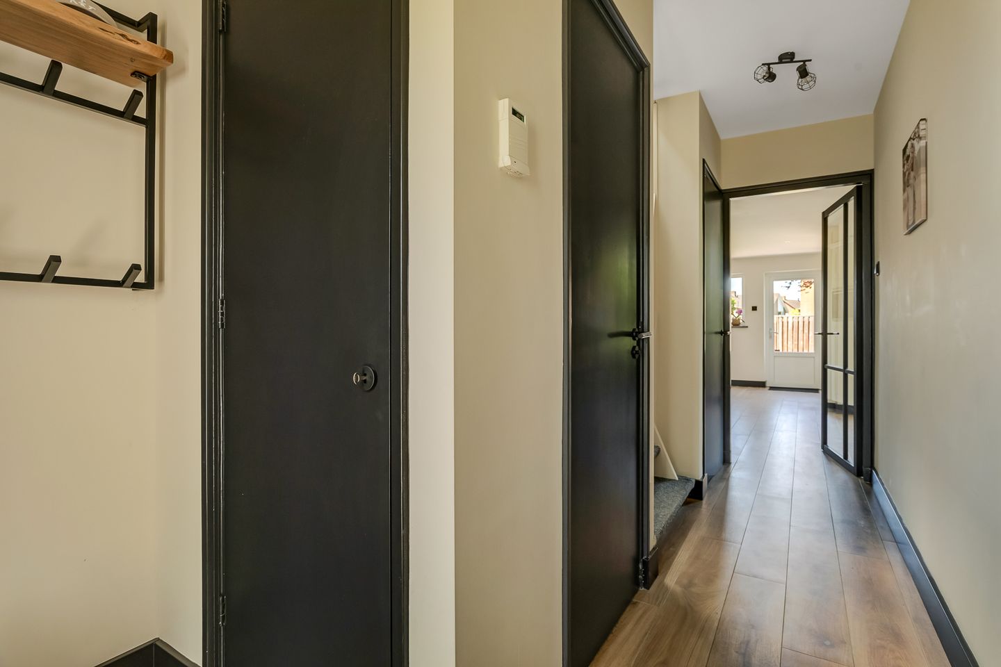 Foto 4 van Bredaseweg 1