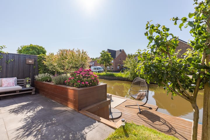 Photo 38 of Charles Wilsonstraat 4