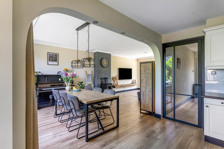 Foto 13 van Bredaseweg 1