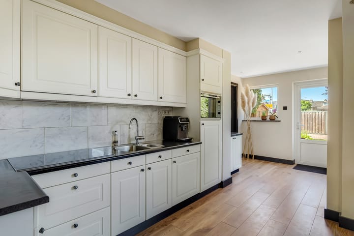 Foto 14 van Bredaseweg 1