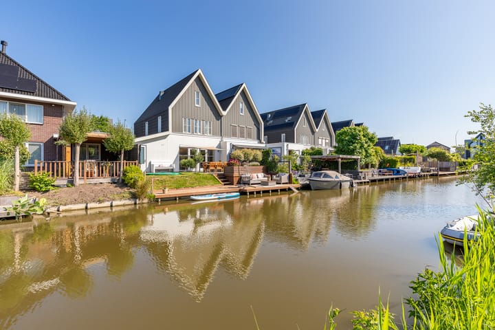 Photo 44 of Charles Wilsonstraat 4