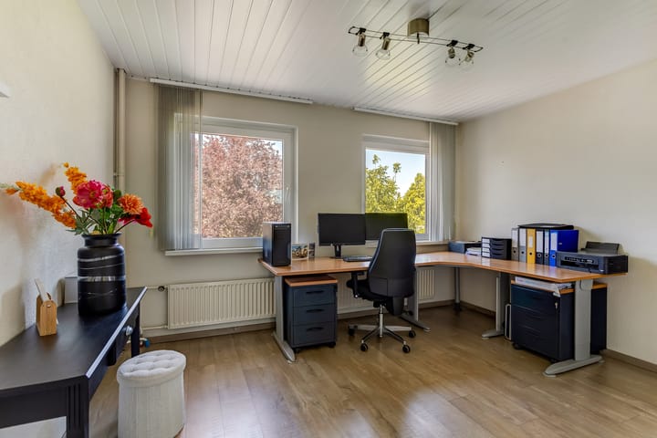 Foto 18 van Bredaseweg 1