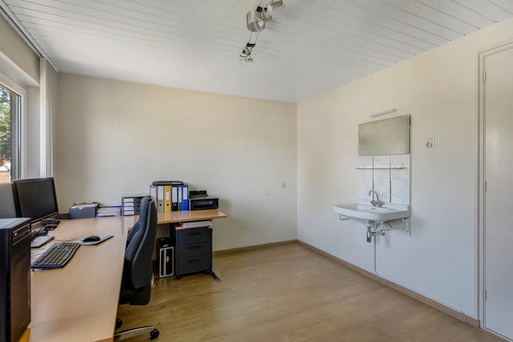 Foto 19 van Bredaseweg 1