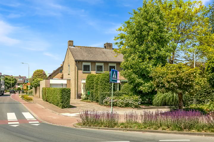 Foto 31 van Bredaseweg 1