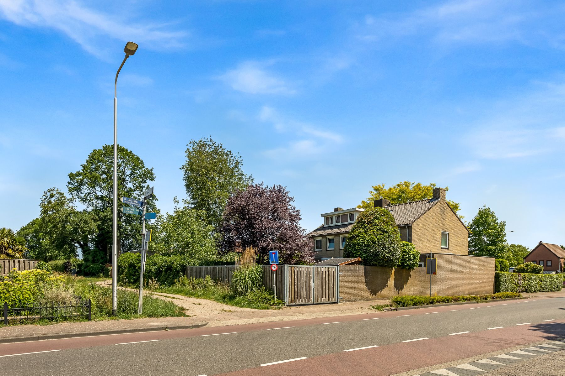 Foto 33 van Bredaseweg 1