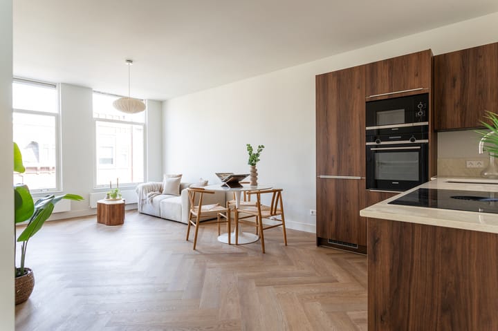 Photo 1 of Van Loostraat 12-A