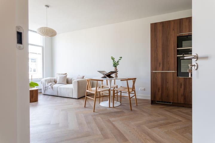 Photo 10 of Van Loostraat 12-A