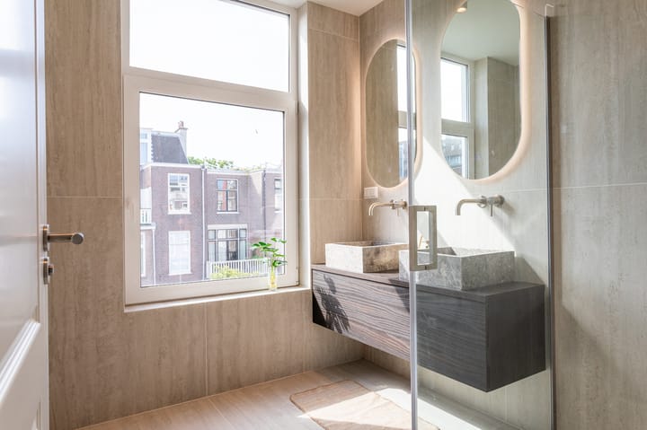 Photo 17 of Van Loostraat 12-A