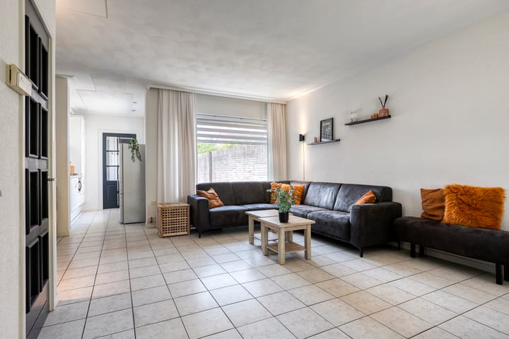 Photo 8 of Prins Mauritsweg 23