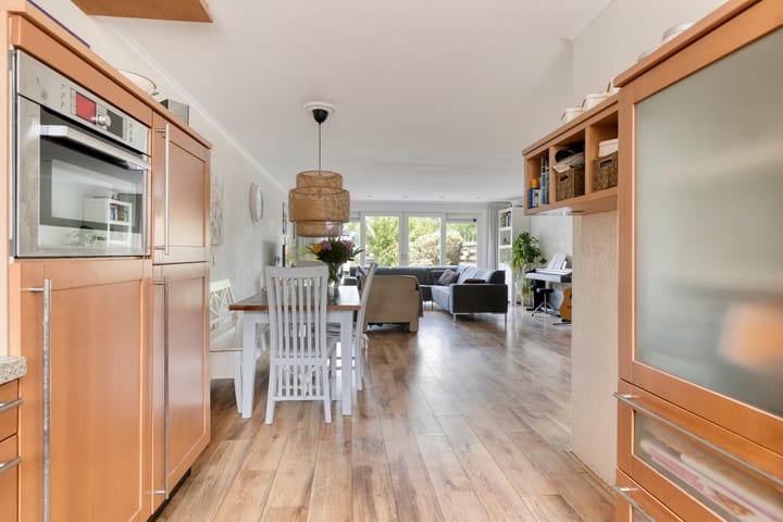 Foto 16 van Hage Weer 26-E