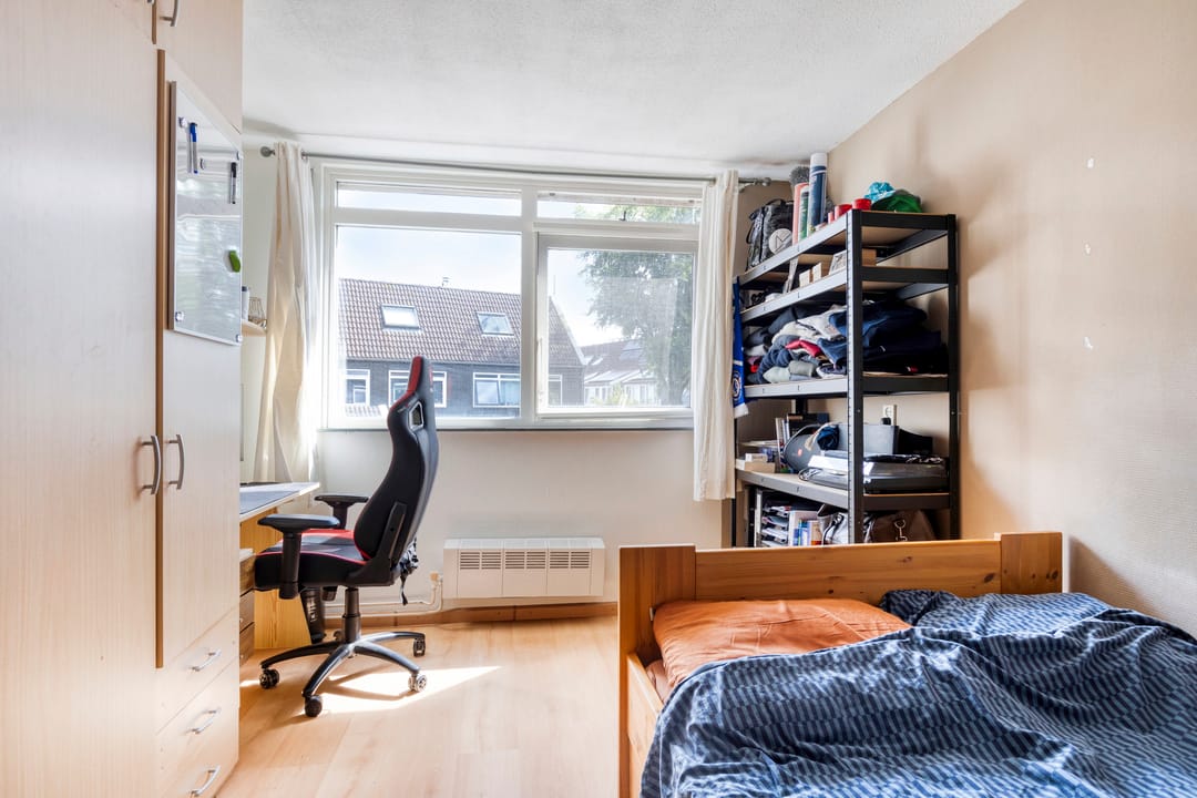 Photo 22 of Hage Weer 26-E