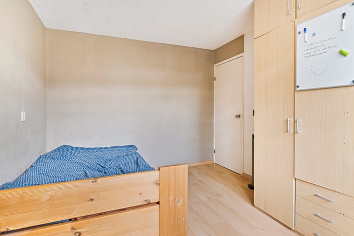 Foto 23 van Hage Weer 26-E