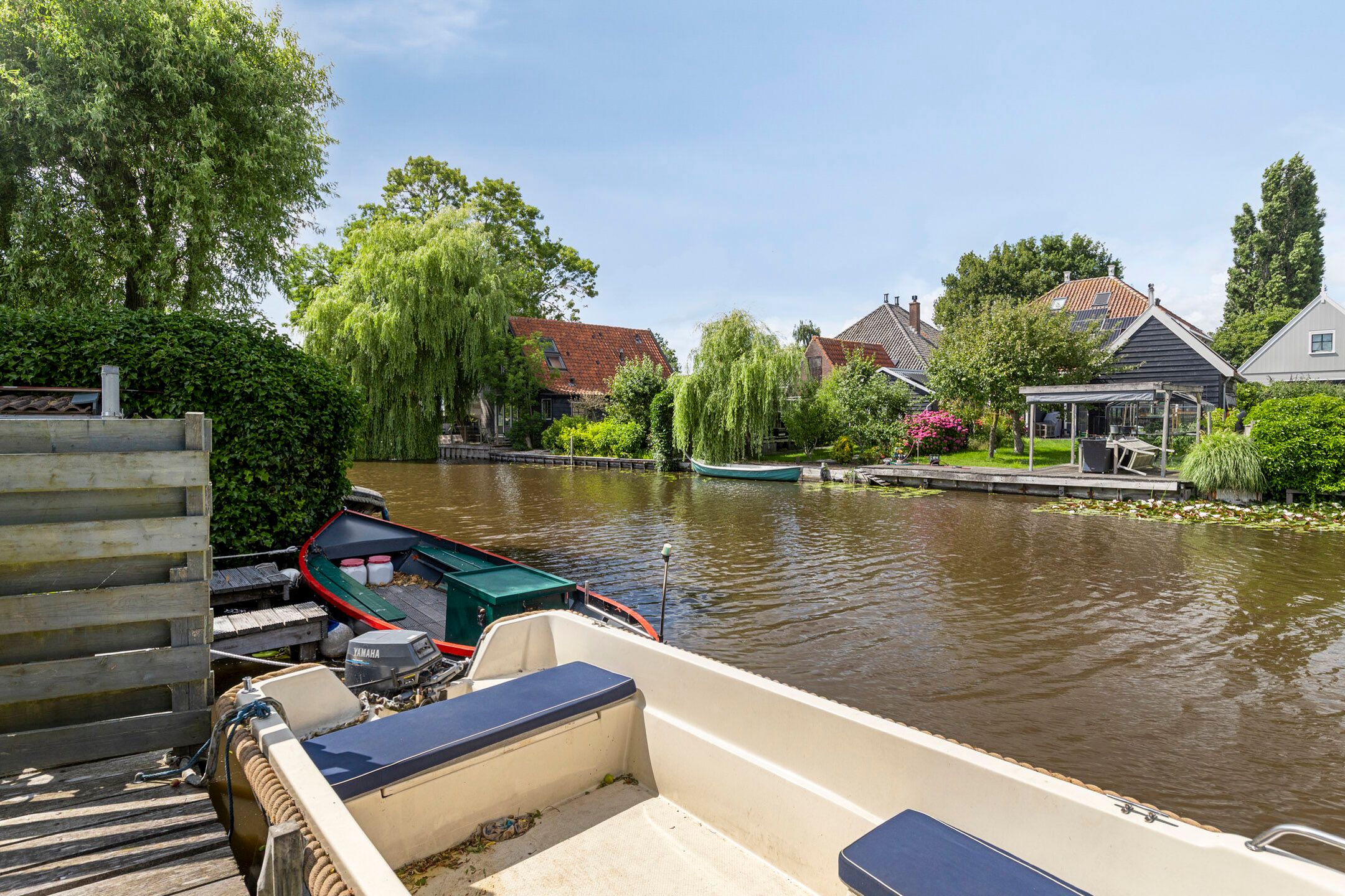 Photo 33 of Hage Weer 26-E