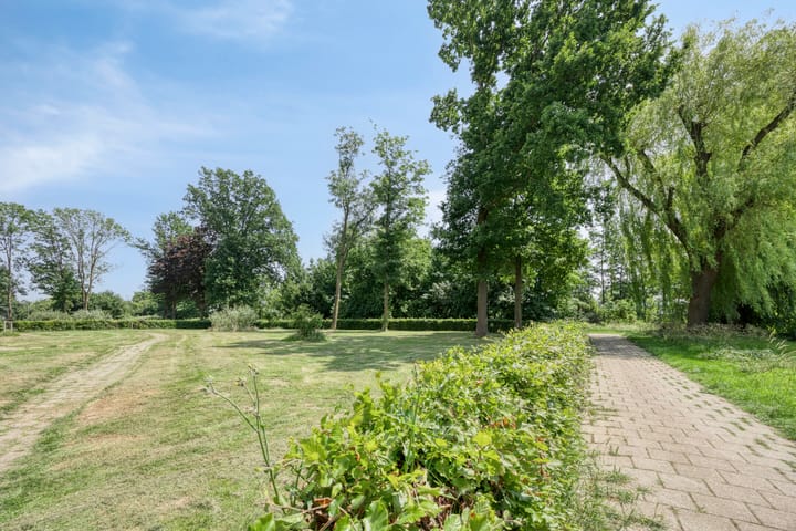 Foto 33 van Aalscholversingel 586