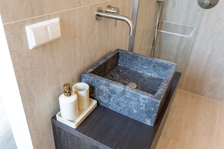 Photo 21 of Van Loostraat 12-B