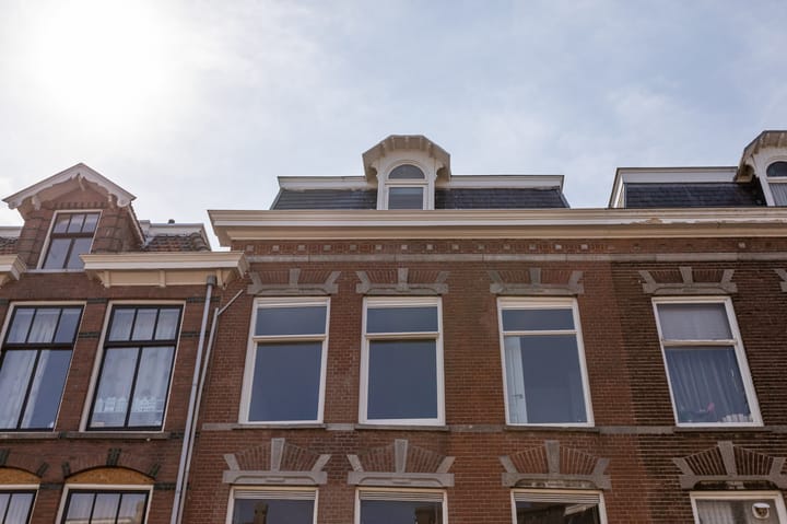 Photo 26 of Van Loostraat 12-B