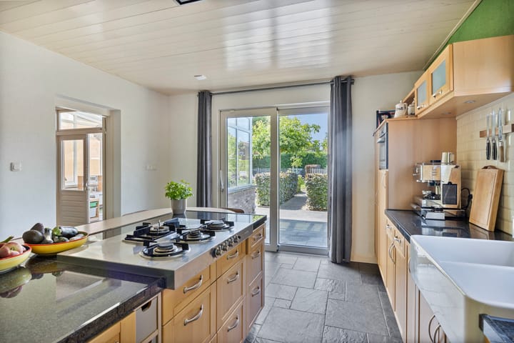 Foto 12 van Molenweg 69