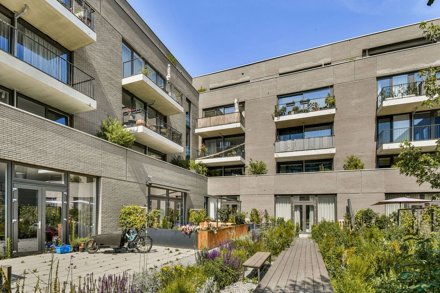 Foto 20 van Trimurtistraat 18