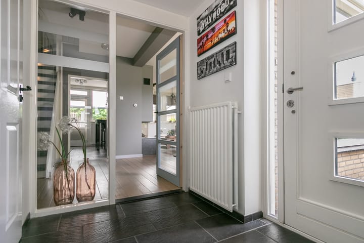 Photo 4 of Hoppertstraat 11