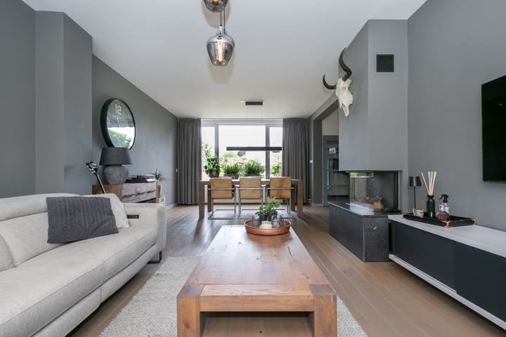 Photo 8 of Hoppertstraat 11