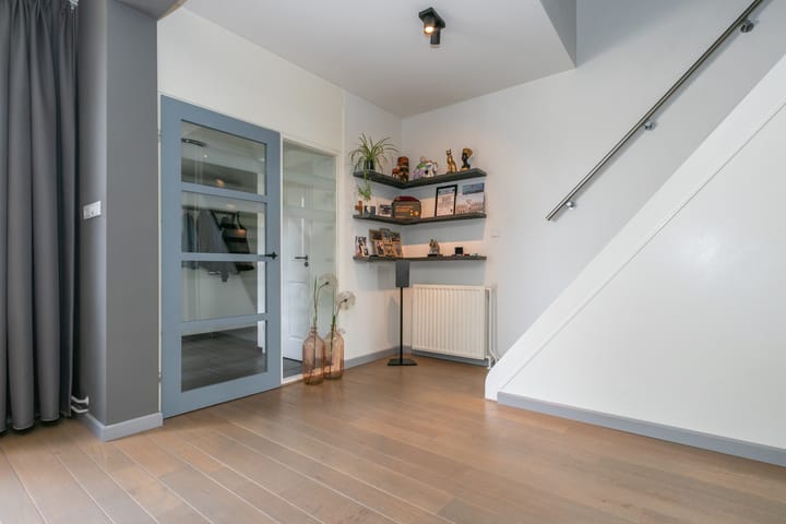 Photo 16 of Hoppertstraat 11