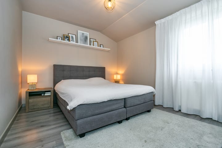 Photo 19 of Hoppertstraat 11