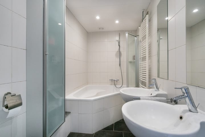 Photo 28 of Hoppertstraat 11