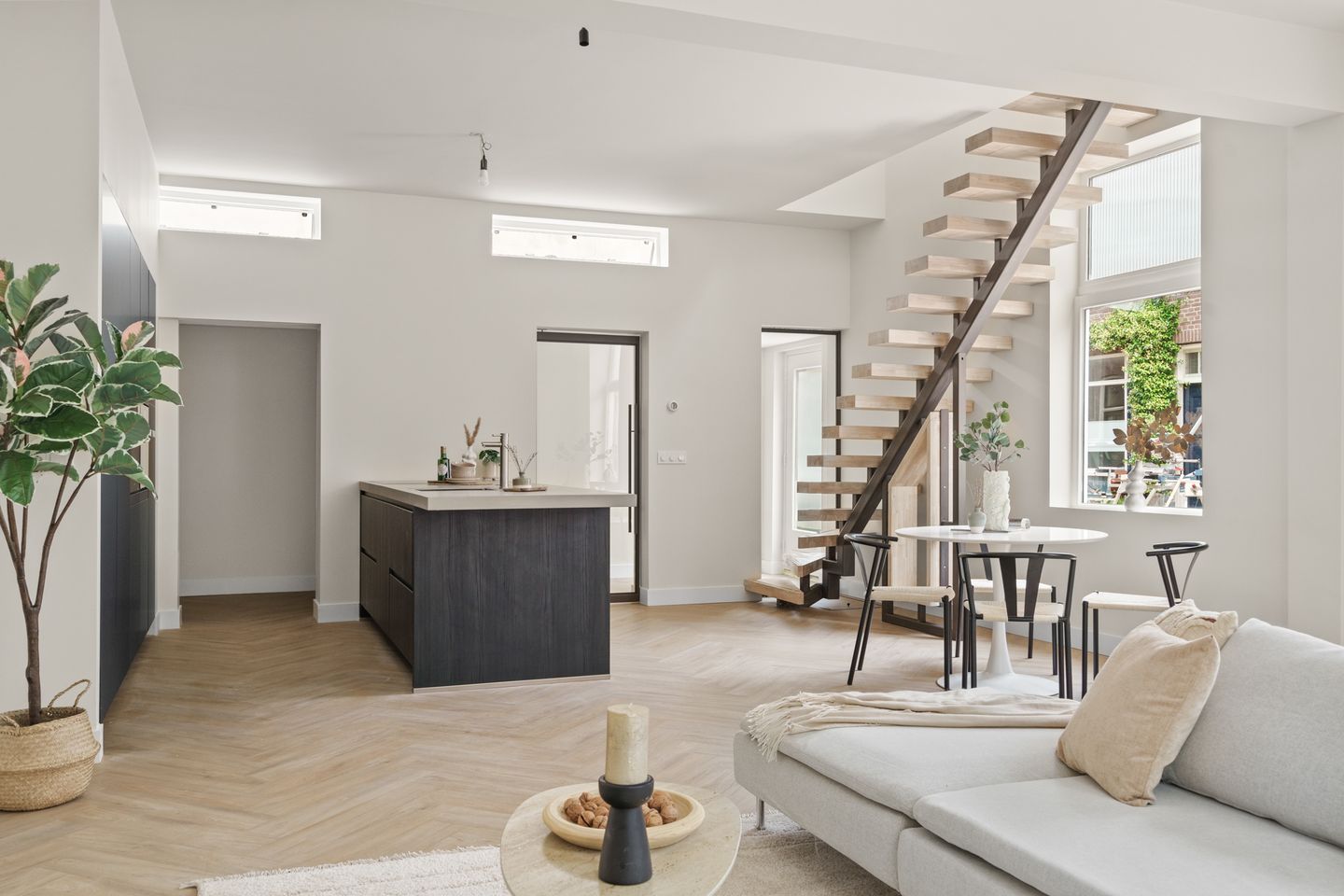 Foto 14 van Beekstraat 4