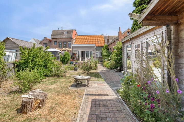 Photo 37 of Groenendijk 80