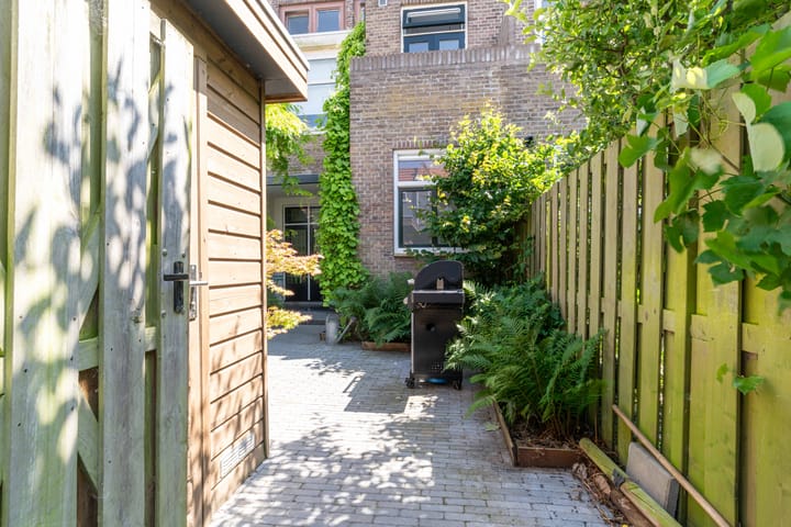 Photo 28 of Ternatestraat 95